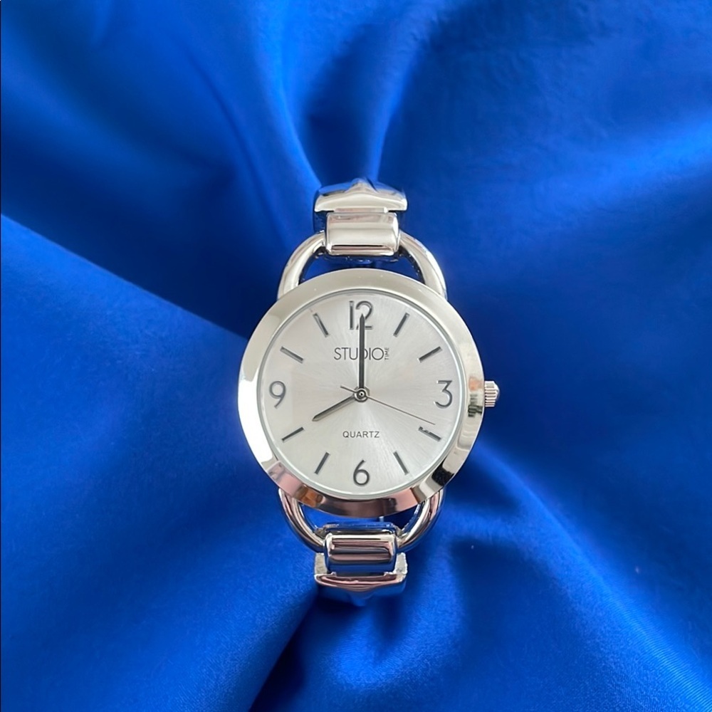 Studio Quartz Silver Watch